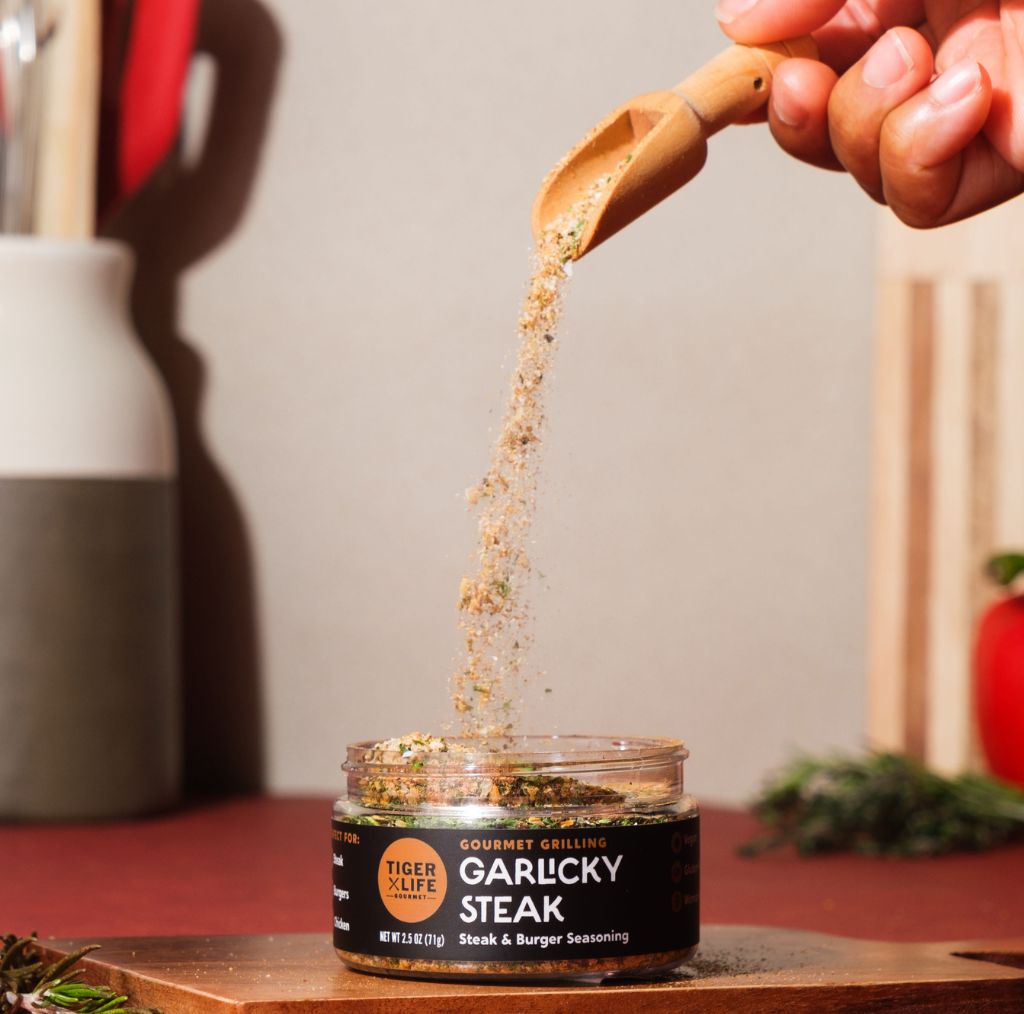 Tiger Life Wooden Mini Scoop